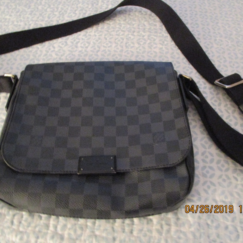 Authentic Louis Vuitton District PM Bag
